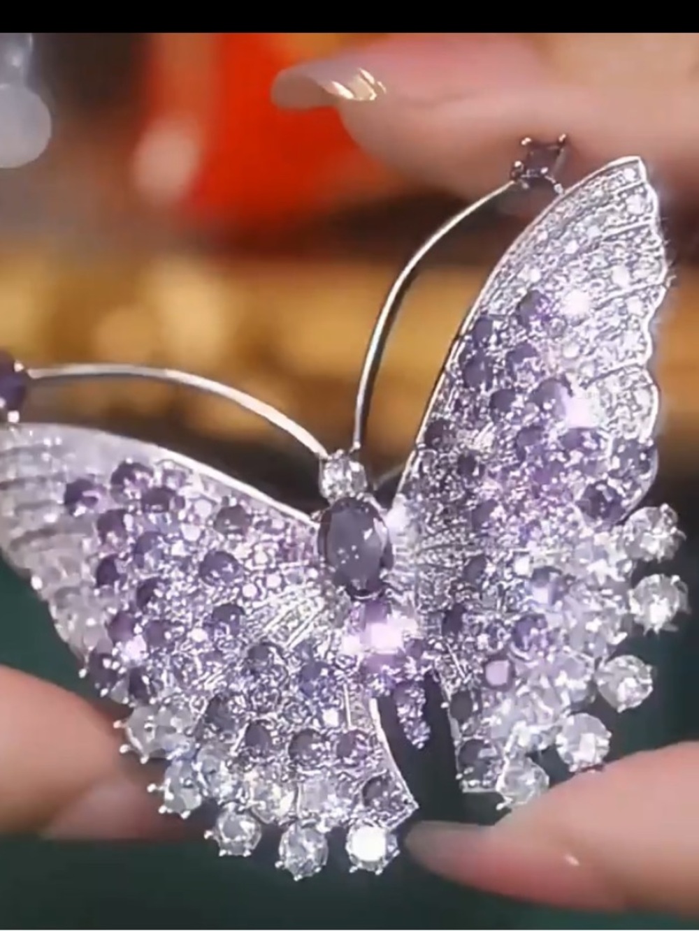 Purple Crystal Butterfly Brooch - Elegant Vintage Style Pin - Picture 9 of 9